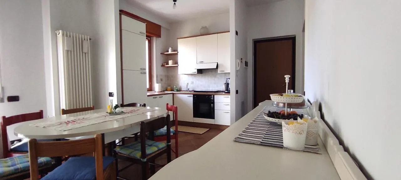 106 Gradini Apartment Bottanuco 0*,  Italy